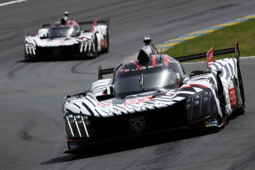 Peugeot salva puntos en Le Mans