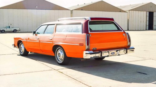 How Ford's Country Squire 460 wagon smoked the Mustang II