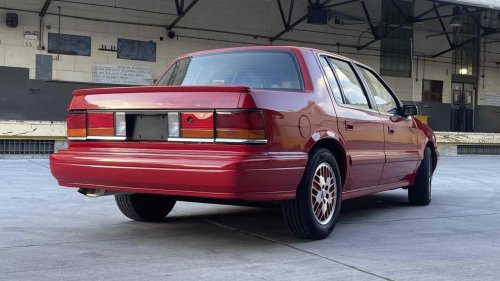 The Dodge sedan everyone underestimated in the 90s
