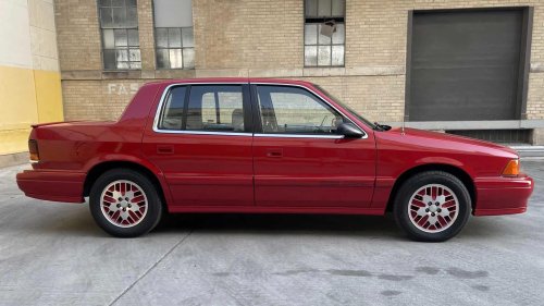 The Dodge sedan everyone underestimated in the 90s