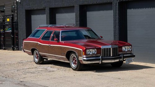 Pontiac, The Pontiac 455 wagon that could embarrass every pony car