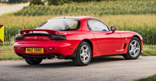 Mazda, 80-year-old woman donates her 25-year-old manual RX-7 to Mazda