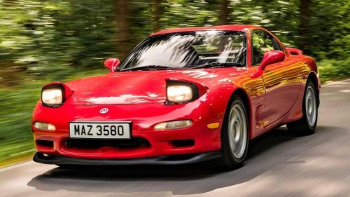 Mazda, 80-year-old woman donates her 25-year-old manual RX-7 to Mazda