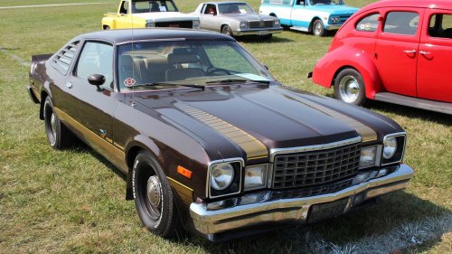 Plymouth, The forgotten Plymouth Road Runner that beat the Trans Am