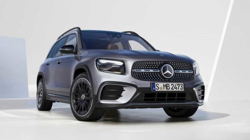 2025 Mercedes-Benz GLB: A compact luxury SUV that prioritizes space over style