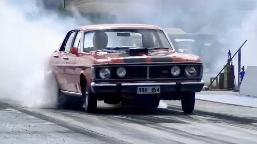 The 302-hp Australian six-cylinder that outran America's biggest Mopar V8s