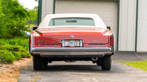Cadillac, Inside the Cadillac 500 V8 front-drive engineering risk