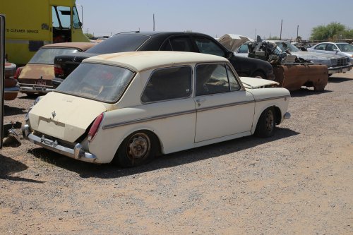 Las joyas del desguace de Desert Valley Auto Parts, Arizona