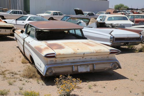 Las joyas del desguace de Desert Valley Auto Parts, Arizona