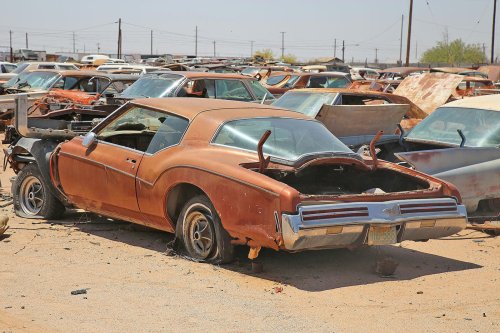Las joyas del desguace de Desert Valley Auto Parts, Arizona