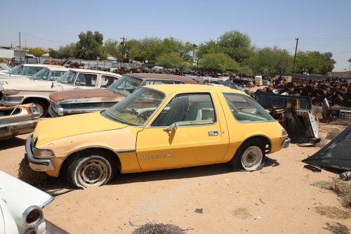 Las joyas del desguace de Desert Valley Auto Parts, Arizona