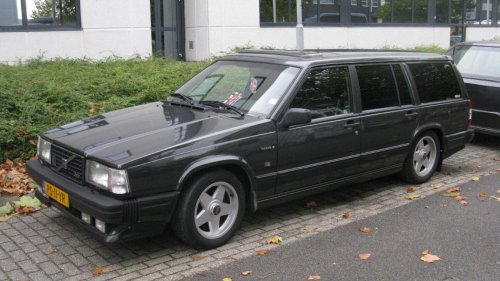 20 overbuilt cars that keep running past 300,000 miles