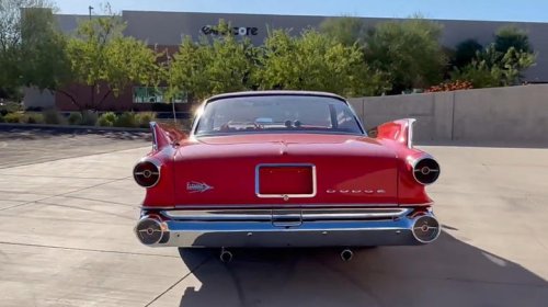 10 classic cars with cool tail lights