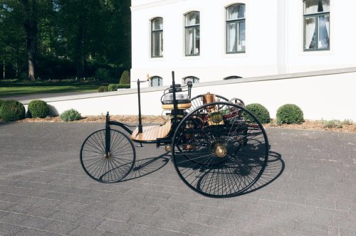 Probamos el primer coche de la historia: el Benz Patent Motor Car