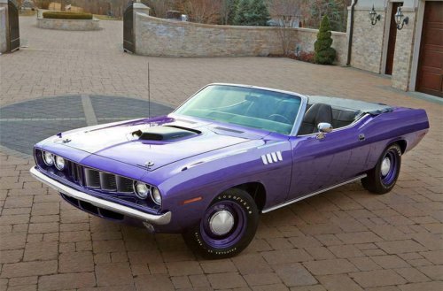 15 vintage cars that took the road and made it their own