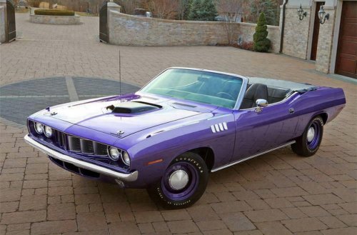 15 vintage cars that took the road and made it their own