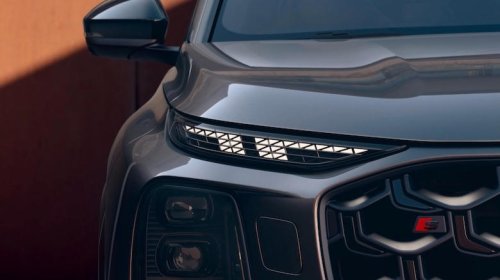 Audi's sober styling hides the 2027 Q7 and SQ7's secret weapon
