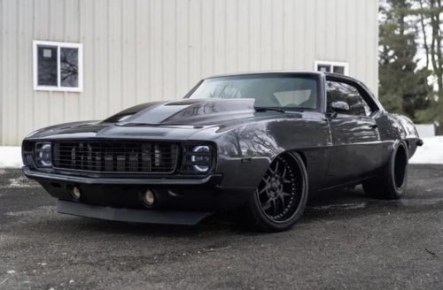 15 vintage cars that took the road and made it their own