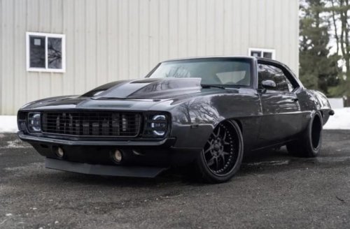 15 vintage cars that took the road and made it their own