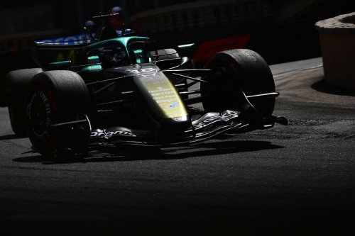 Aston Martin, Adrian Newey ya habla de la última esperanza de Aston Martin: el AMR26B ya tiene fecha