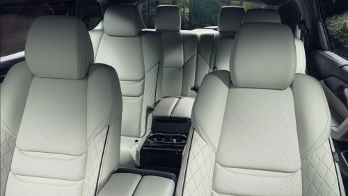 The used Mazda CX-9 Signature is a near-perfect luxury family SUV bargain