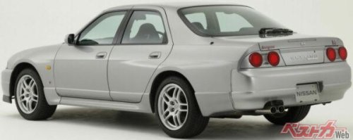 限定400台の超レアなれど実力は超級! 4ドアGT-R「R33オーテックバージョン」が今なお幻すぎる理由