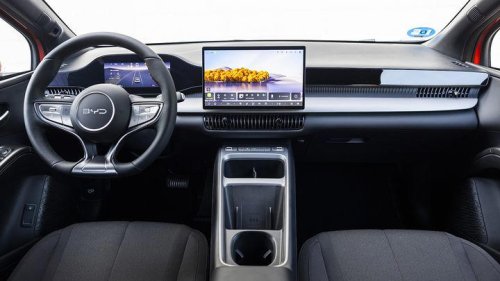 BYD, BYD Dolphin, BYD pone precio al nuevo Dolphin G DM-i y juega con ventaja: híbrido enchufable, hasta 1.040 km y sin rivales en su categoría