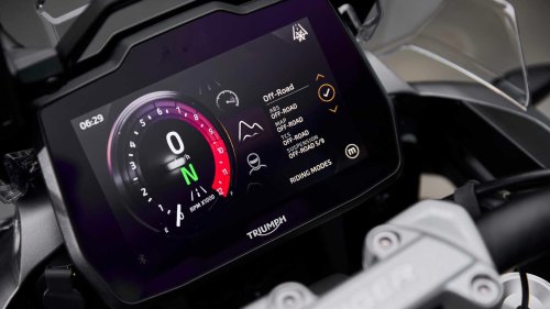 The motorcycle that quietly eliminates range anxiety
