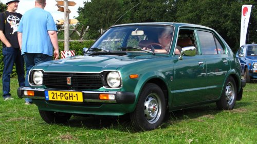 10 classic cars buyers underestimated until values moved unexpectedly
