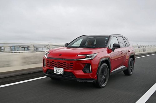 トヨタ新型RAV4で首都高速を気ままに回遊。最新世代のPHEVがもたらす、スマートドライブの真骨頂とは