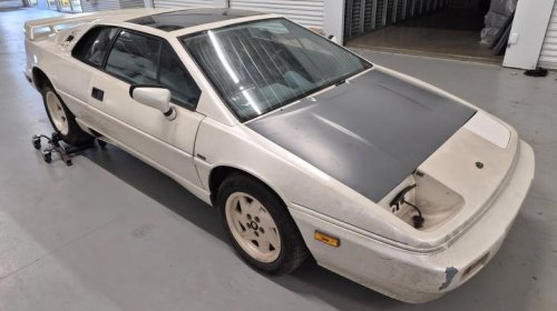 Lotus, At $6,500, is this 1988 Lotus Esprit roller project packed with potential?