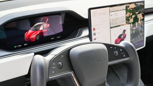 10 reasons Tesla owners are the worst drivers on the road &amp; 10 ways they can be safer