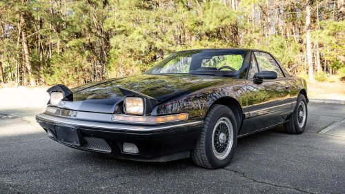Buick, When Buick built a two-seater and forgot to market it