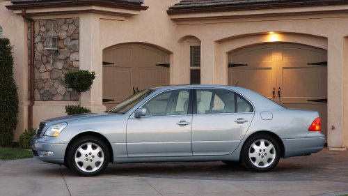 Lexus LS 430: The luxury car that quietly holds up better than its rivals