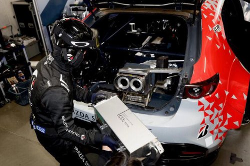 Mazda, Mazda thinks cars can help fight emissions while driving