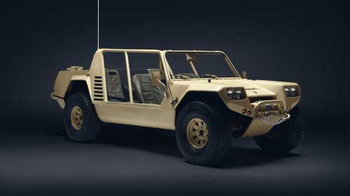 Lamborghini, Chrysler, Lamborghini's first off-roader was powered by a terrible Chrysler V8 engine