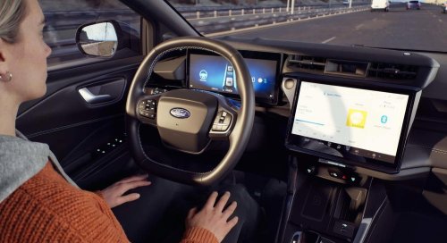 Ford, Ford Kuga, El Ford Kuga se convierte en el primer coche fabricado en España con conducción sin manos