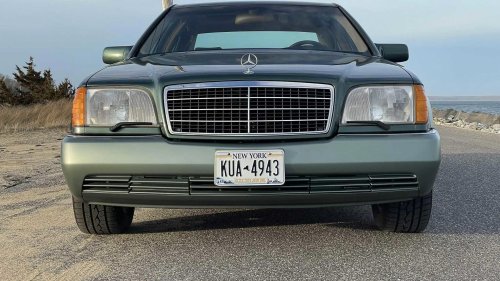 The Mercedes sedan history almost forgot entirely