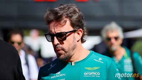 Alonso, último y cabreado: “Entiendo que queráis martirizar al equipo, enhorabuena por ello”