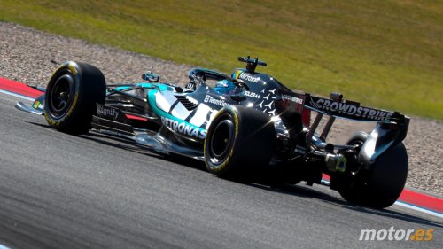Russell resiste el empuje de un sensacional Hamilton; Leclerc la lía y Alonso ve cortada su histórica racha