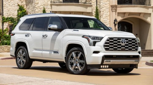 6 large SUVs that depreciate the fastest (and 6 that hold their value)