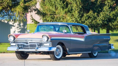 10 pre-1964 American V8 coupes collectors quietly hoard