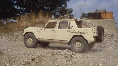 Lamborghini, Chrysler, Lamborghini's first off-roader was powered by a terrible Chrysler V8 engine