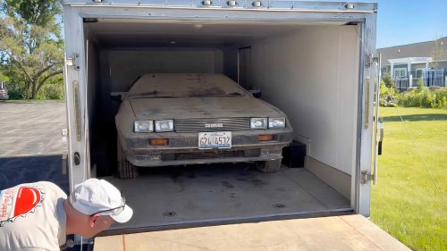 Family's forgotten DeLorean gets an incredible comeback after sitting for 25 years