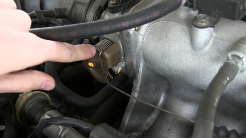 Yes, Yes, manual cars can use cruise control – here's how it works