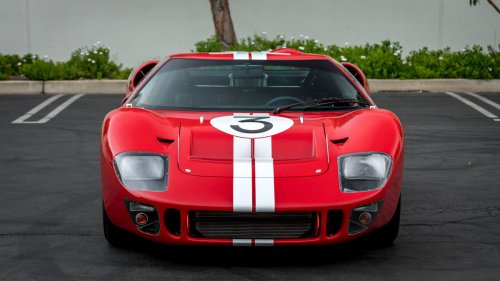 Superformance's GT40 championship season series in photos
