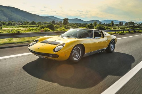 Los mejores coches con motor central