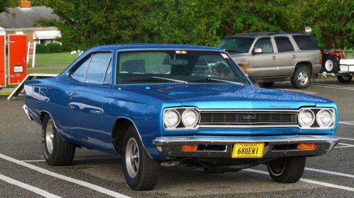 8 Mopar muscle cars with a 426 Street HEMI that are super pricey today