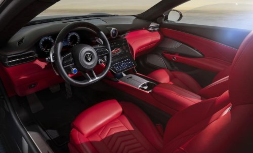 Maserati, El Maserati GranCabrio 2024: elegancia y estilo a cielo abierto