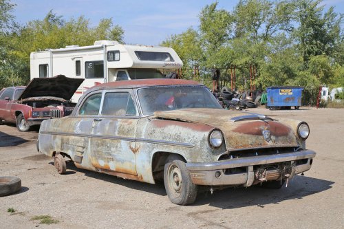More junkyard discoveries of Windy Hill Auto Parts, New London, Minnesota